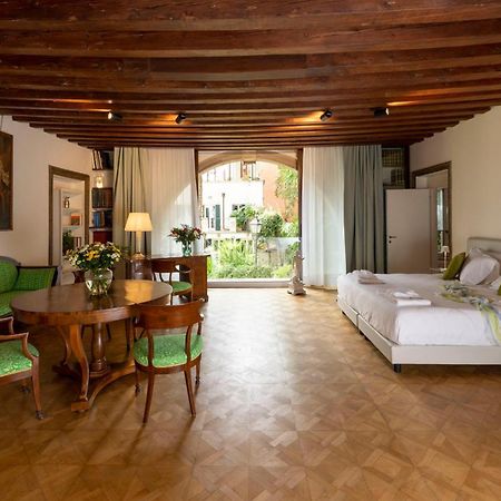 ונציה Mocenigo Grand Canal Luxury Suites מראה חיצוני תמונה
